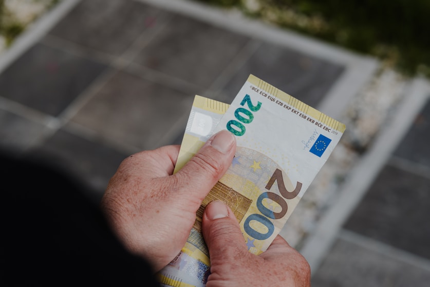 Refinanciranje auto kredita — kada ima smisla?